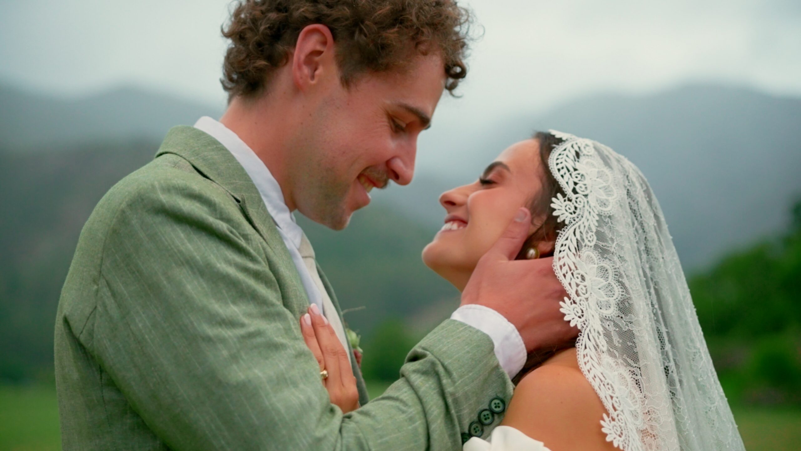 Cape Town Wedding Videographer - Wedding at Elandskloof Farm Cottages, Greyton